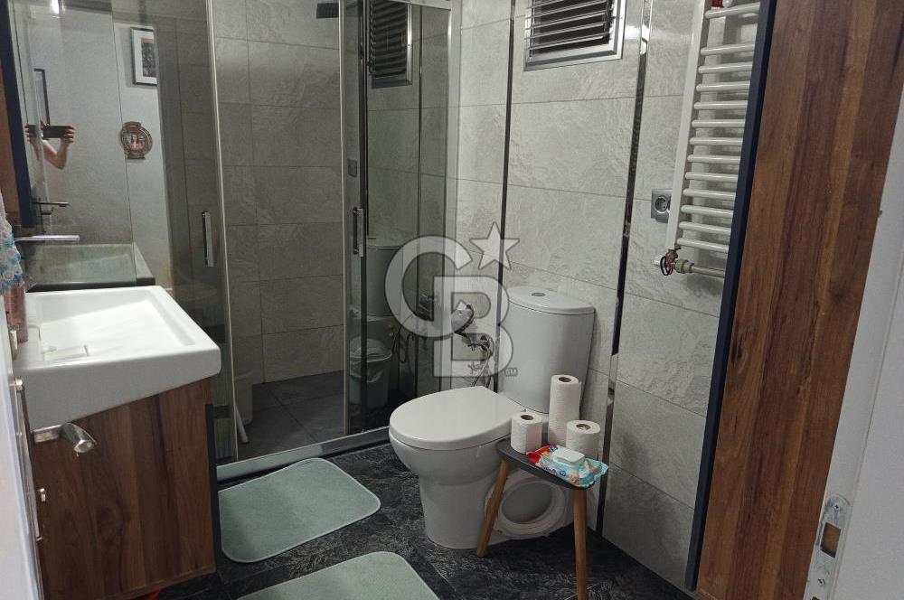 Karşiyaka Bahcelievler'de  3+1 geniş luks daire