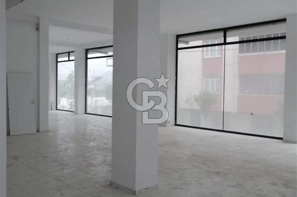 ARNAVUTKÖY KARLIBAYIR MAH SATILIK 700M2 DÜKKAN