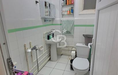 Şehremini Küçük Saray Meydanı’nda Satılık 1+1 Daire!