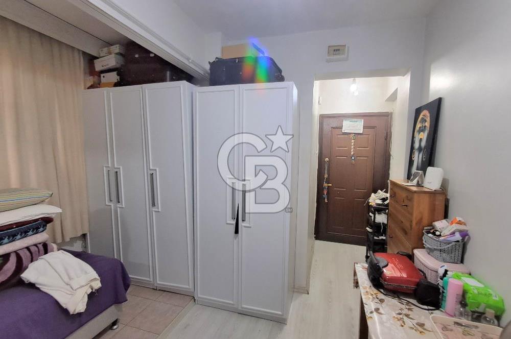 Şehremini Küçük Saray Meydanı’nda Satılık 1+1 Daire!