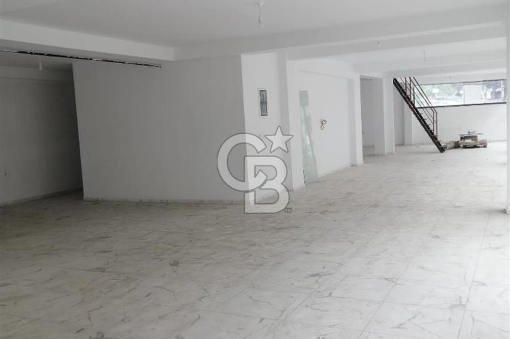 ARNAVUTKÖY KARLIBAYIR MAH SATILIK 700M2 DÜKKAN