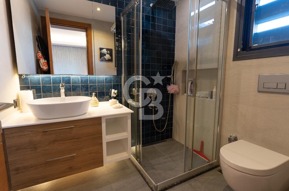 ÇEŞME DALYAN'DA HAVUZLU ÖZEL TASARIM SATILIK 5+2 VİLLA