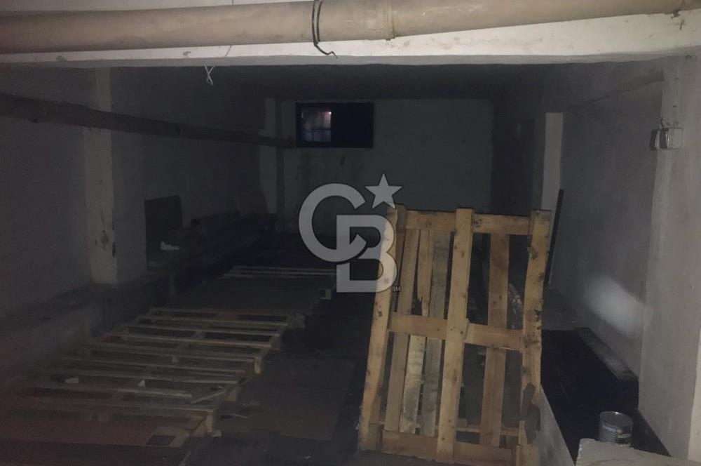 BAKIRKÖY DE YATIRIMLIK DEPOLU DÜKKAN SATILIK