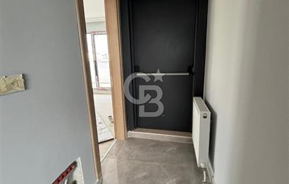 MUTLUKENTTE EMSALSİZ! Masrafsız, Geniş Teraslı 4+1 Fırsatı!