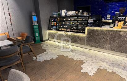 VELUX'UN GÖZDE NOKTASINDA DEVREN KİRALIK CAFE