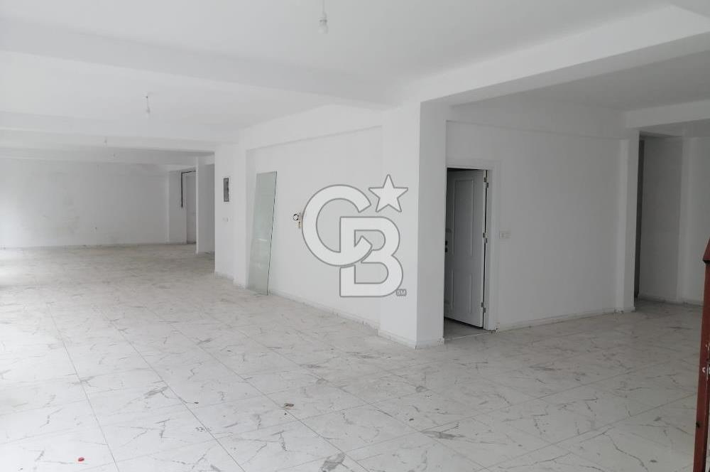 ARNAVUTKÖY KARLIBAYIR MAH SATILIK 700M2 DÜKKAN