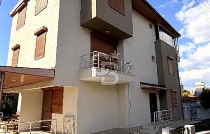 MAVİŞEHİR'DE İKİZ VİLLA KONSEPTİNDE TEK BLOK SATILIK TRİPLEX Favorilerime Ekle Yazdır