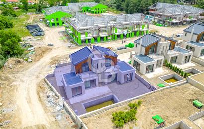 PRİVATUS URLA PROJESİNDEN ÖZEL TASARIM 5+2 SATILIK VİLLA