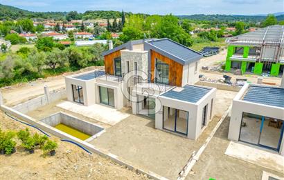 PRİVATUS URLA PROJESİNDEN ÖZEL TASARIM 5+2 SATILIK VİLLA