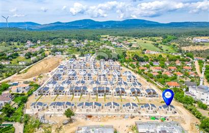 PRİVATUS URLA PROJESİNDEN ÖZEL TASARIM 5+2 SATILIK VİLLA