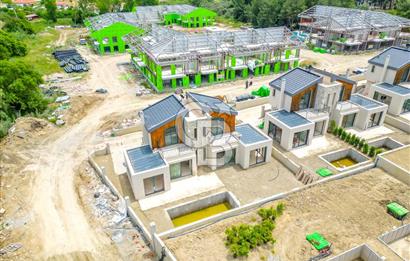 PRİVATUS URLA PROJESİNDEN ÖZEL TASARIM 5+2 SATILIK VİLLA