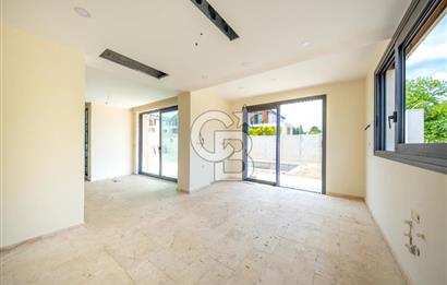PRİVATUS URLA PROJESİNDEN ÖZEL TASARIM 5+2 SATILIK VİLLA