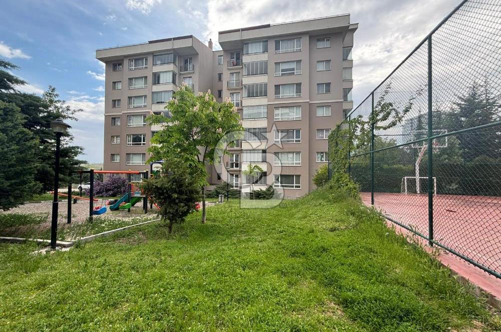 ANKARA YAŞAMKENT GÜNBATIMI SİTESİNDE SATILIK KATTA 4+1 DAİRE
