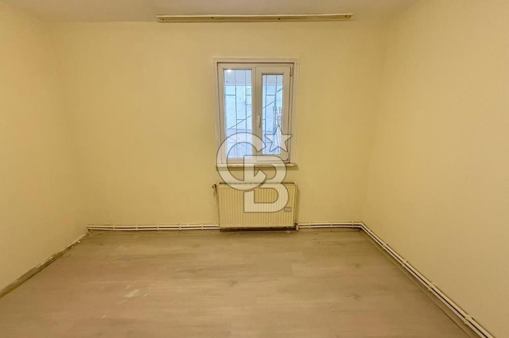KÜÇÜKYALI ALTINTEPE'DE MİNİBÜS CADDESİ ÜSTÜ FIRSAT 1+1 DAİRE