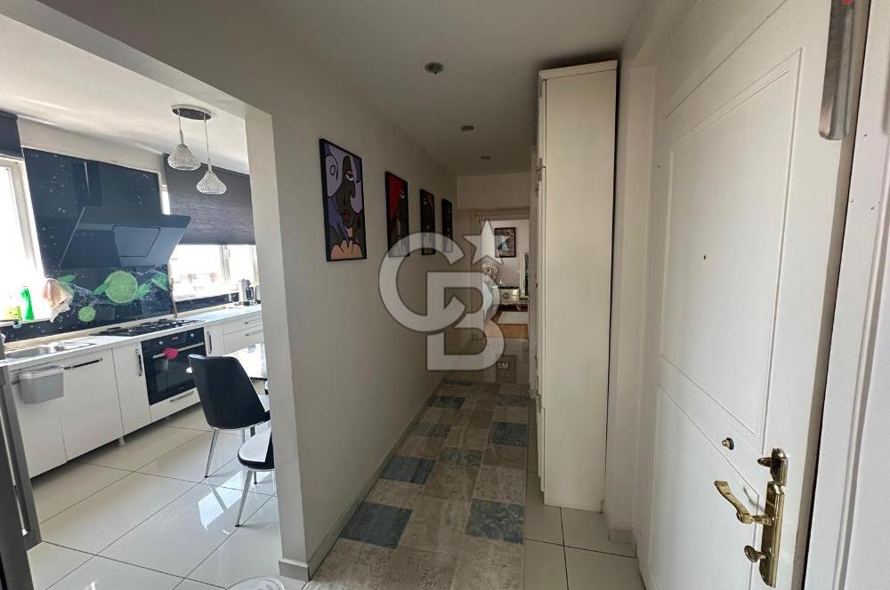 FENERYOLU'NDA GENİŞ FERAH KATTA TEK KİRALIK 4+1 DAİRE