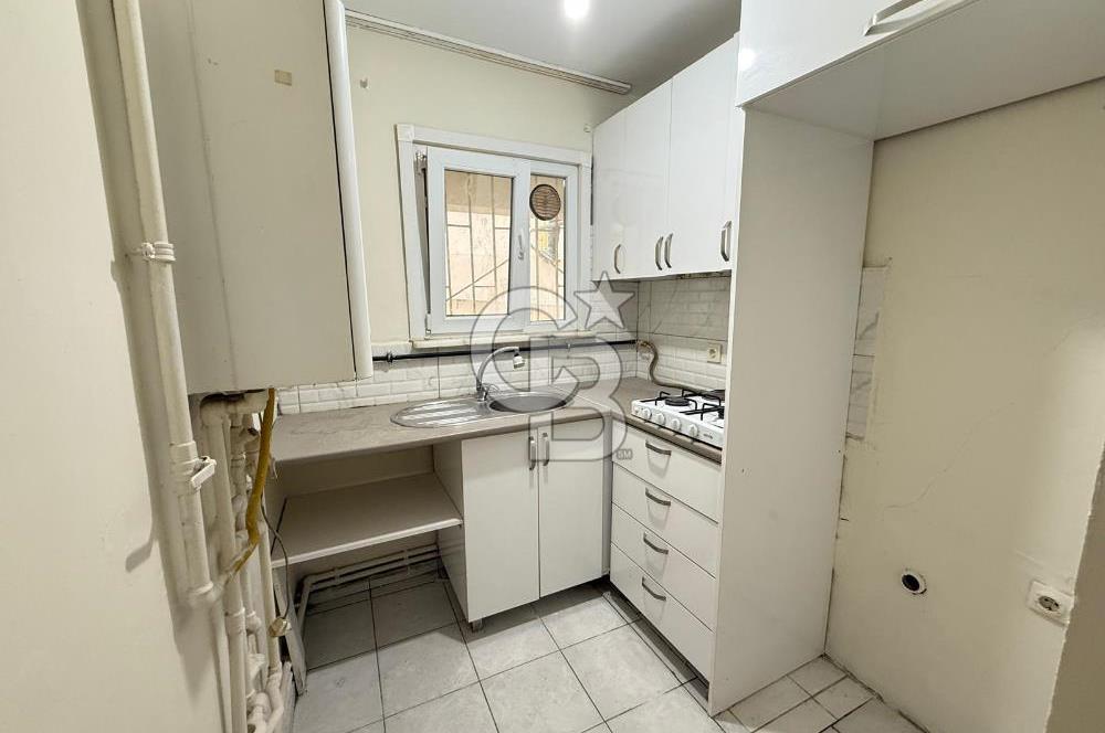 KÜÇÜKYALI ALTINTEPE'DE MİNİBÜS CADDESİ ÜSTÜ FIRSAT 1+1 DAİRE