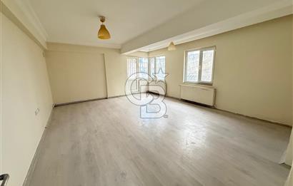 KÜÇÜKYALI ALTINTEPE'DE MİNİBÜS CADDESİ ÜSTÜ FIRSAT 1+1 DAİRE