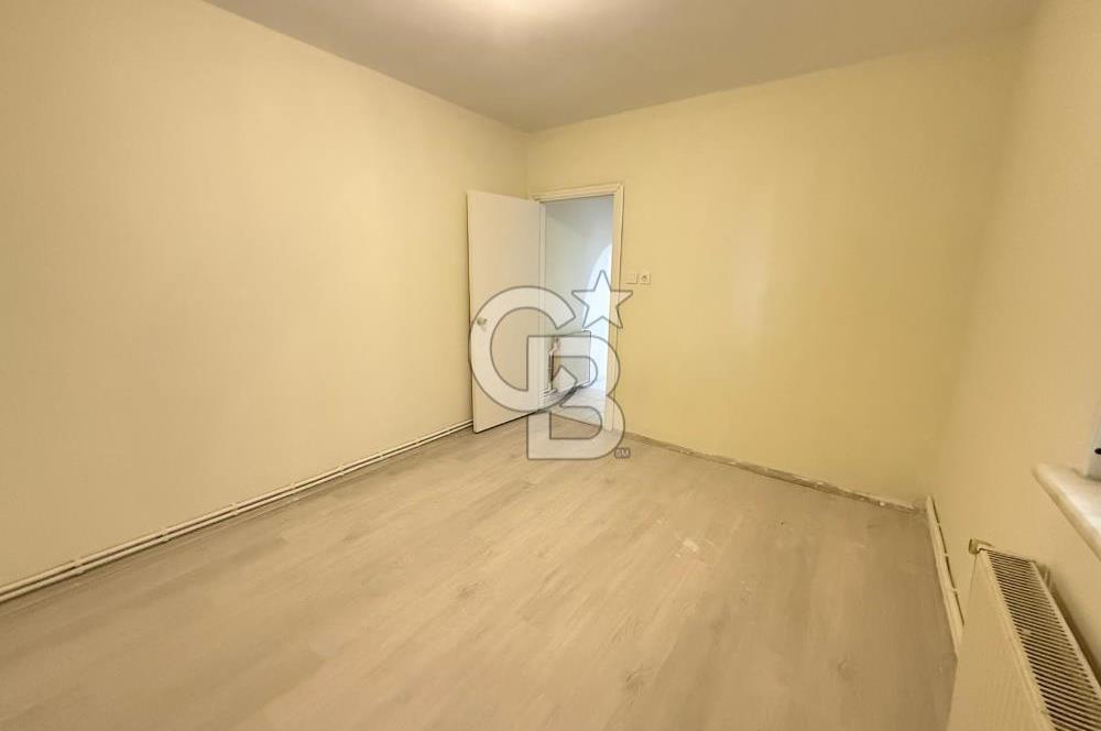 KÜÇÜKYALI ALTINTEPE'DE MİNİBÜS CADDESİ ÜSTÜ KİRALIK 1+1 DAİRE