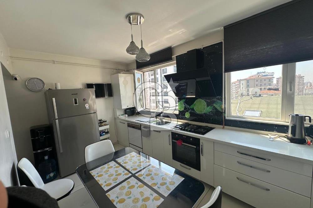FENERYOLU'NDA GENİŞ FERAH KATTA TEK KİRALIK 4+1 DAİRE