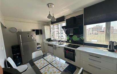 FENERYOLU'NDA GENİŞ FERAH KATTA TEK KİRALIK 4+1 DAİRE