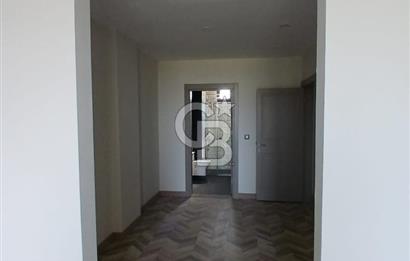 İZMİT KABAOĞLU SATILIK HAVUZLU SİTE İÇİNDE 3+1 SATILIK DAİRE