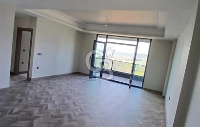 İZMİT KABAOĞLU SATILIK HAVUZLU SİTE İÇİNDE 3+1 SATILIK DAİRE