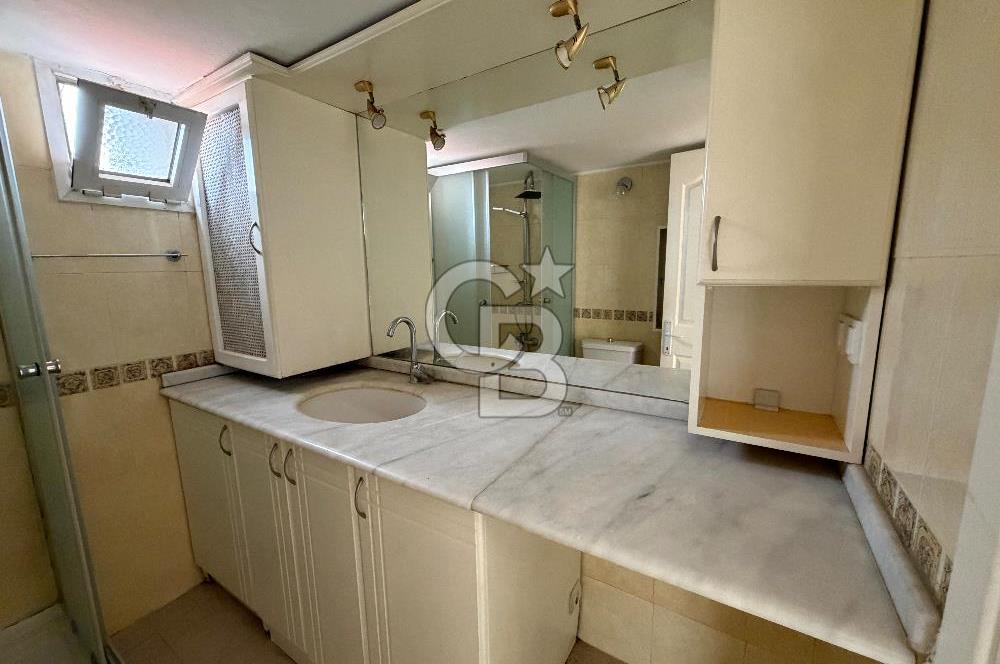 Göztepe Mithatpaşa Caddesi Yakını 2+1 Kiralık