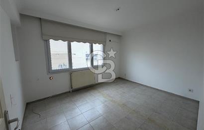 Göztepe Mithatpaşa Caddesi Yakını 2+1 Kiralık