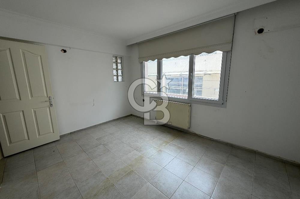 Göztepe Mithatpaşa Caddesi Yakını 2+1 Kiralık