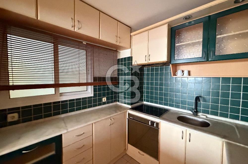 Göztepe Mithatpaşa Caddesi Yakını 2+1 Kiralık