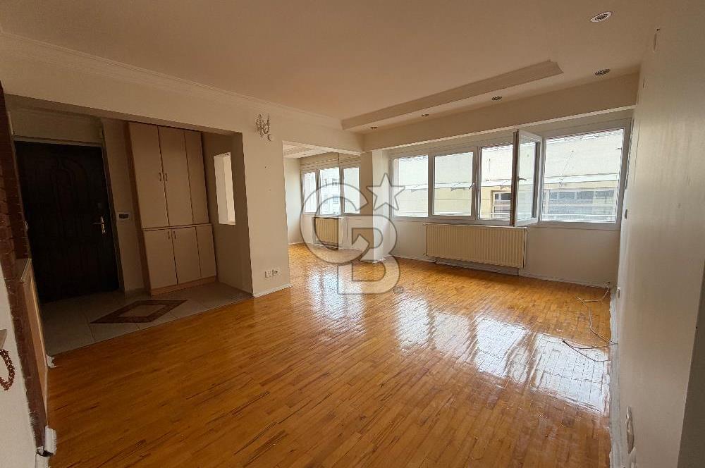 Göztepe Mithatpaşa Caddesi Yakını 2+1 Kiralık
