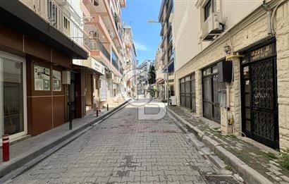 Bostanlıda Merkezi Konumda Satılık Dükkan
