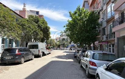 Bostanlıda Merkezi Konumda Satılık Dükkan
