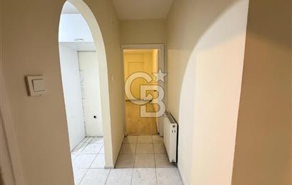 KÜÇÜKYALI ALTINTEPE'DE MİNİBÜS CADDESİ ÜSTÜ KİRALIK 1+1 DAİRE