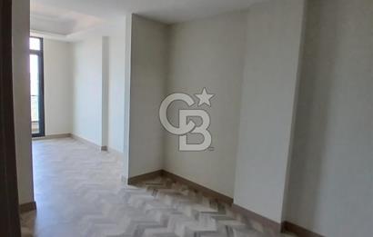 İZMİT KABAOĞLU SATILIK HAVUZLU SİTE İÇİNDE 3+1 SATILIK DAİRE