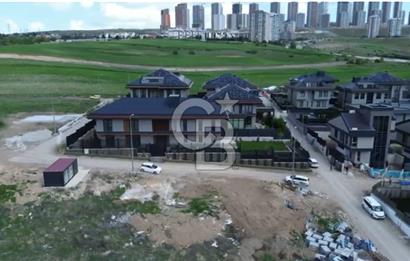 Beytepe’de 777 m² Net Kullanım Alanlı, Geniş Bahçeli Natamam Villa