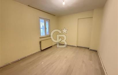 KÜÇÜKYALI ALTINTEPE'DE MİNİBÜS CADDESİ ÜSTÜ KİRALIK 1+1 DAİRE
