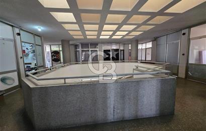 İzmir Gıda Çarşısında Satılık İş Yerı