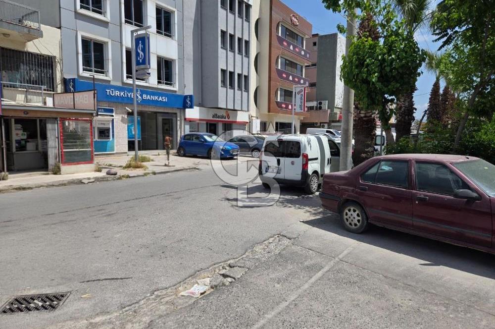 İzmir Gıda Çarşısında Satılık İş Yerı