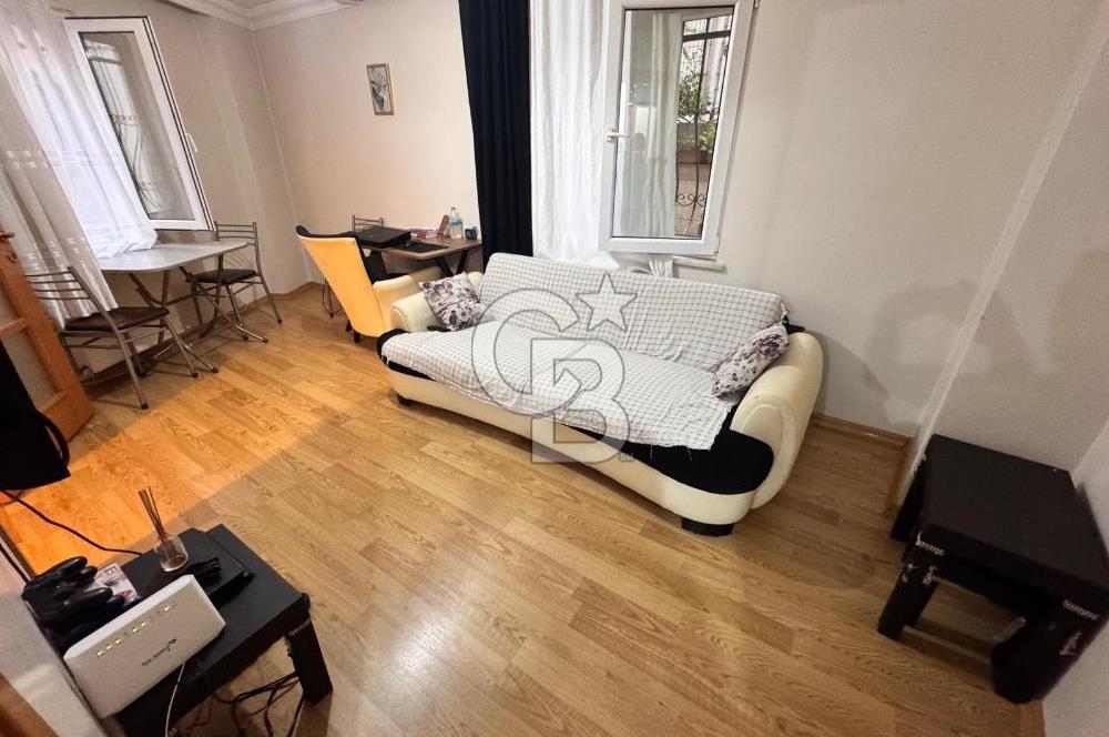Aydınevler Merkezi Konumda 1+1 Satılık Site İçinde, Otoparklı