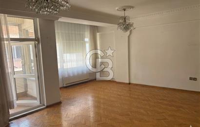 Bostanlı' nın en gözde yerinde 3+1 ferah ve geniş daire