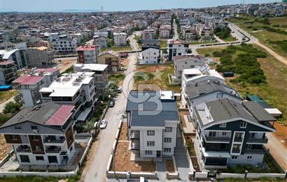 DİDİM MERKEZDE GENİŞ TERASLI 3+1 AYRI MUTFAK DUBLEKS 