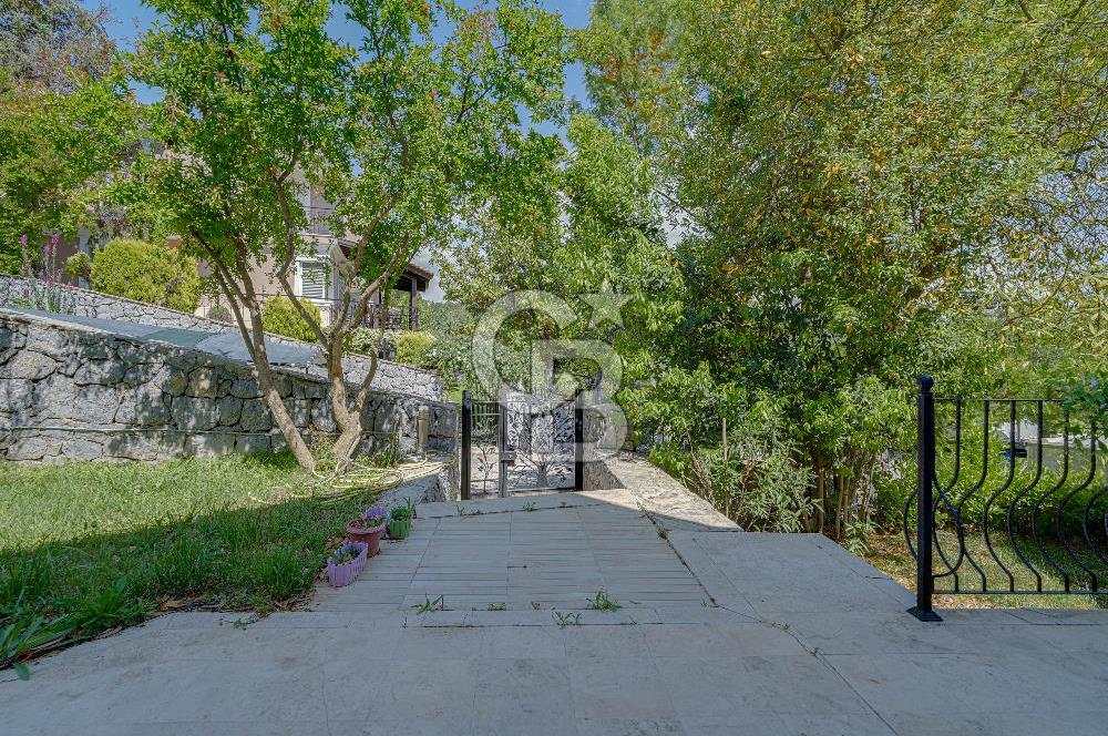 Kuşçular Yeşiloba Sitesi’nde Doğa İçinde Müstakil Satılık Villa