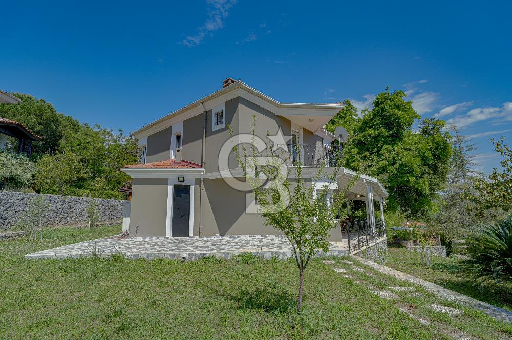 Kuşçular Yeşiloba Sitesi’nde Doğa İçinde Müstakil Satılık Villa