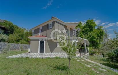 Kuşçular Yeşiloba Sitesi’nde Doğa İçinde Müstakil Satılık Villa