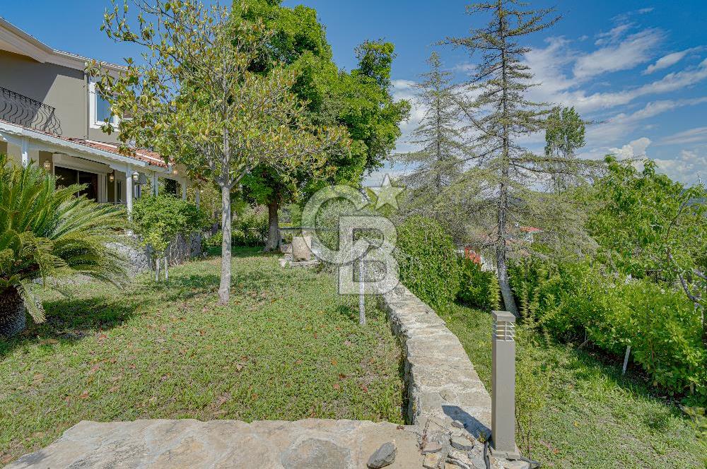 Kuşçular Yeşiloba Sitesi’nde Doğa İçinde Müstakil Satılık Villa