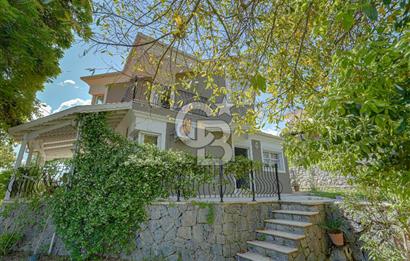 Kuşçular Yeşiloba Sitesi’nde Doğa İçinde Müstakil Satılık Villa