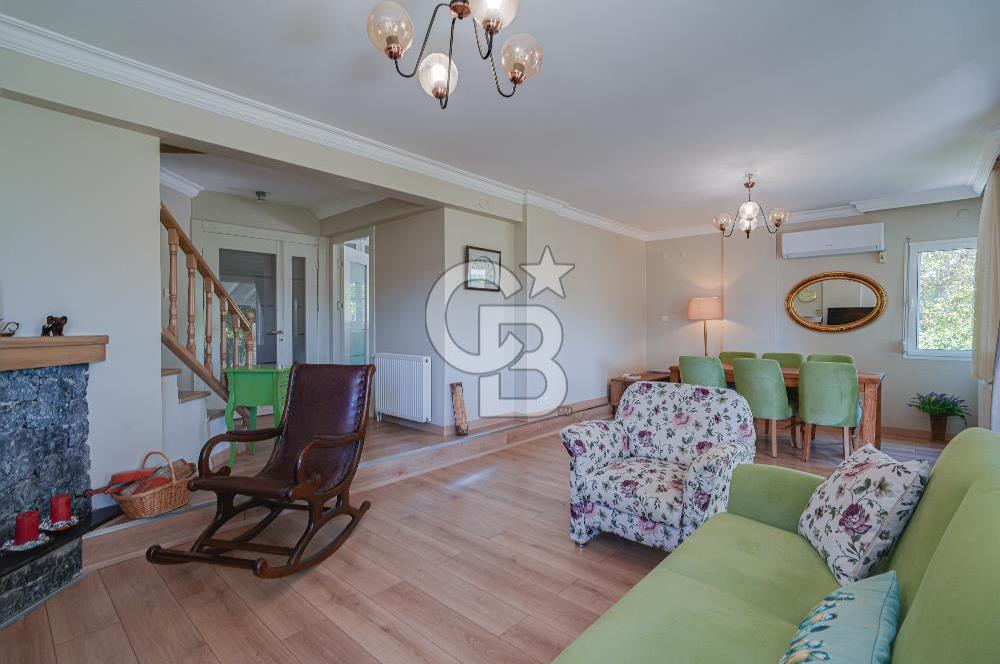 Kuşçular Yeşiloba Sitesi’nde Doğa İçinde Müstakil Satılık Villa