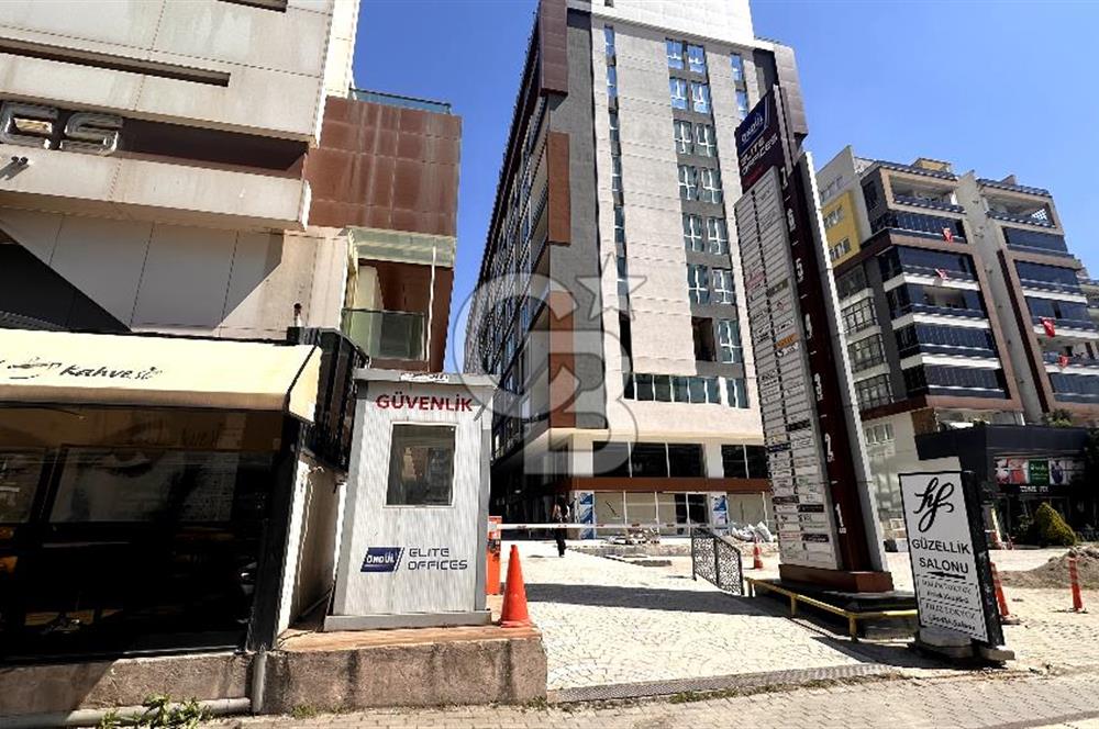 ÖZLÜCE BULVARINA CEPHE ELİTE OFFİCES DE KİRALIK 2+1 DAİRE