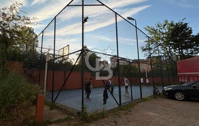 Necip Fazıl Mah. Ulaş Sitesinde Otoparklı Güvenlikli 2+1